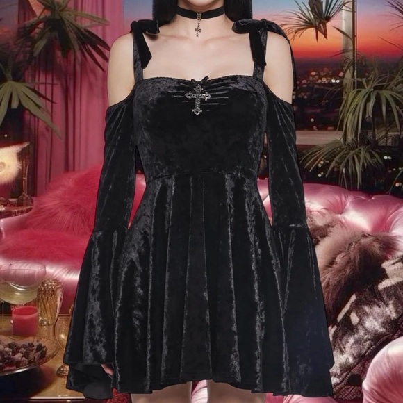 Dolls Kill Dresses & Skirts - 🩷DOLLSKILL WIDOW NOCTURNAL ELEGANCE MINI DRESS🩷